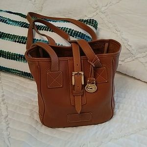 Dooney & Bourke Tote